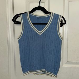 BRANDY MELVILLE John Galt Sweater Vest